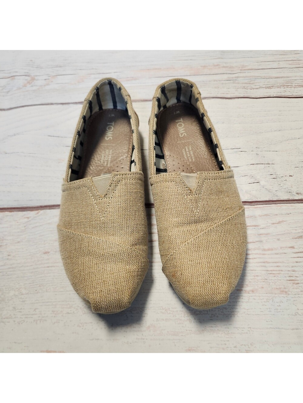TOMS Classic Beige Canvas Slip-On Shoes Size 7